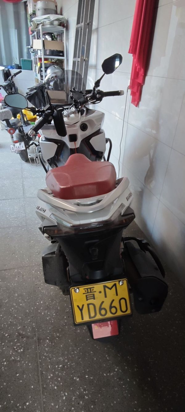 二手猎变闪电狗150