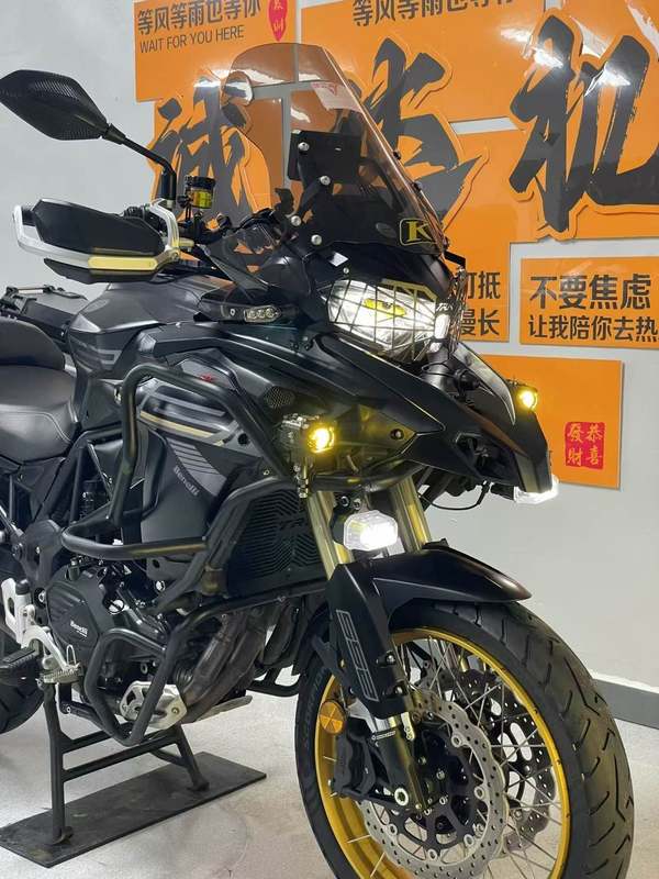 二手贝纳利TRK552