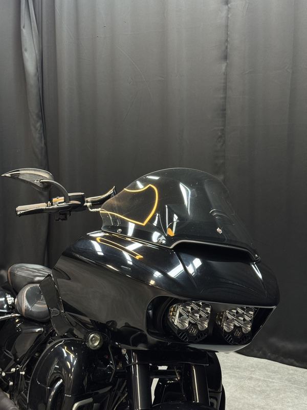 二手哈雷戴维森公路滑翔 Road Glide