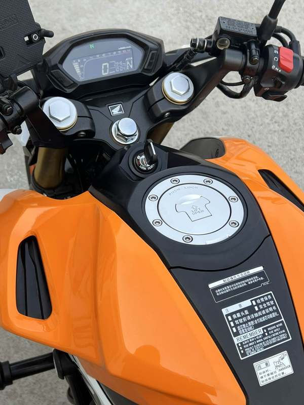 二手五羊本田CB190R 暴锋眼