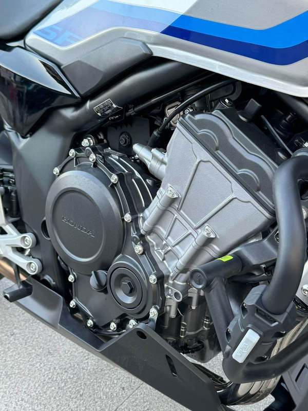 二手本田CB500 Super Four