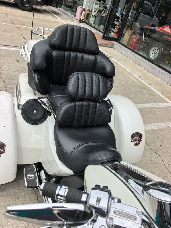 二手哈雷戴维森Tri Glide