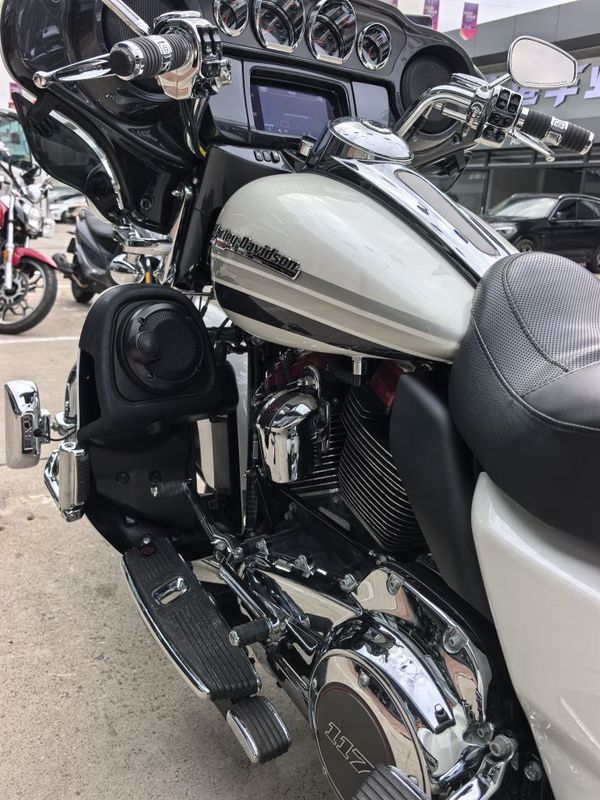 二手哈雷戴维森Tri Glide