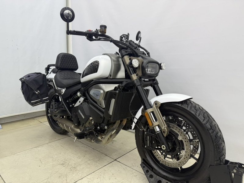 二手QJMOTOR闪700