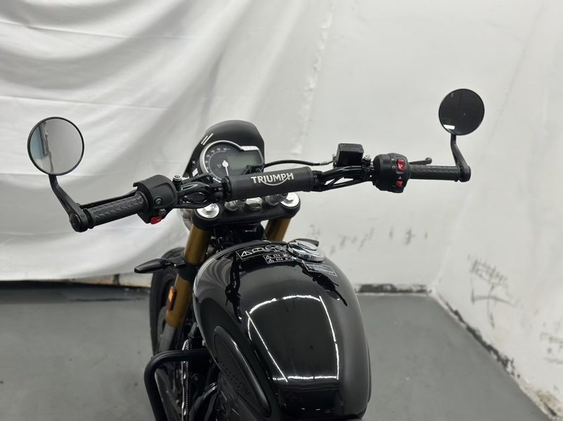 二手凯旋Scrambler 400 X