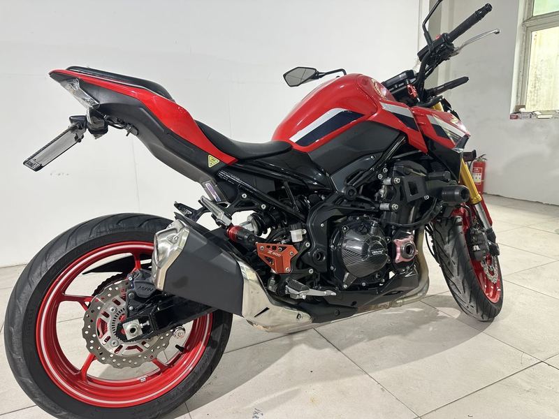 二手川崎Z900