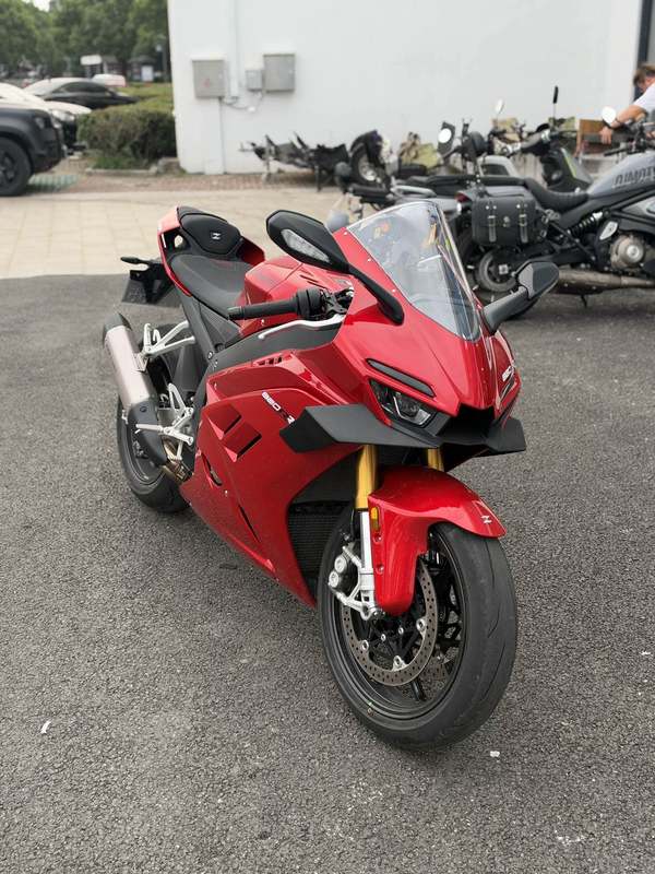 二手张雪机车820RR