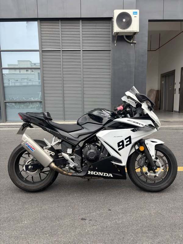 二手本田CBR400R