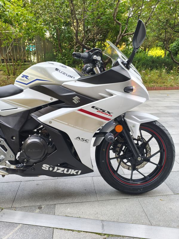 二手豪爵铃木GSX250R