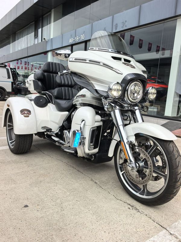 二手哈雷戴维森Tri Glide