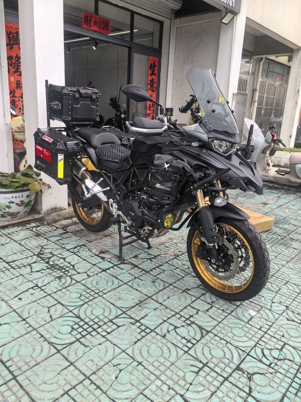 二手贝纳利TRK552