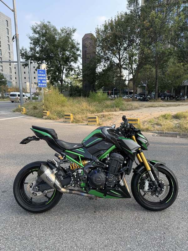 二手川崎Z900