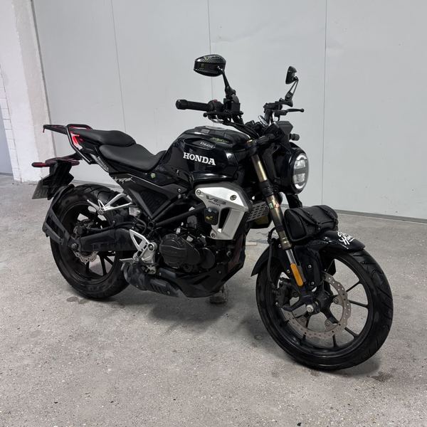 二手东方V8