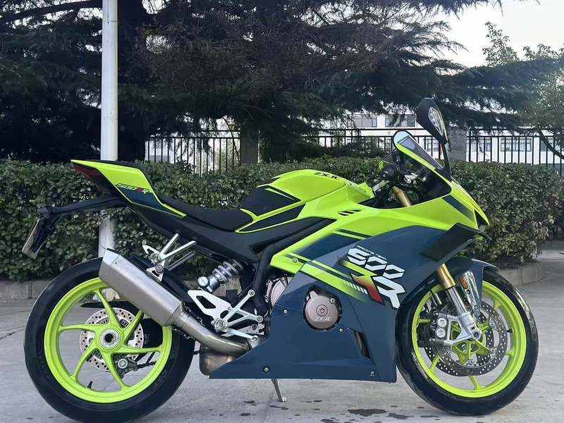 二手张雪机车500RR