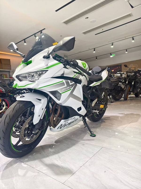 二手川崎ZX-4R