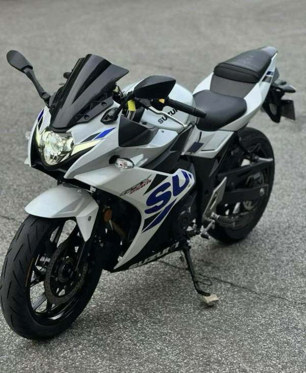 二手豪爵铃木GSX250R