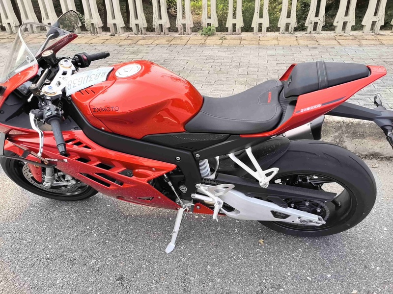 二手张雪机车820RR