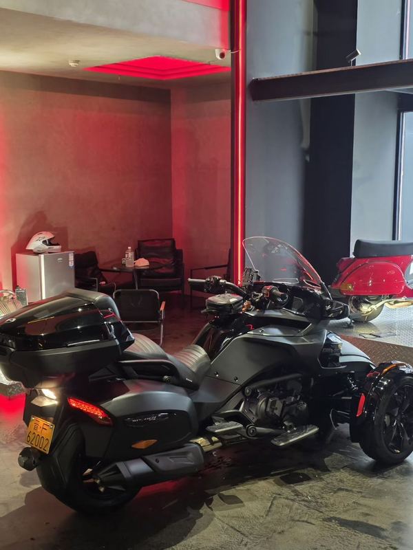 二手庞巴迪Spyder F3 