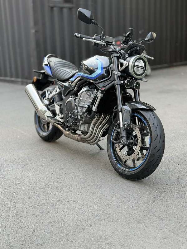 二手本田CB500 Super Four