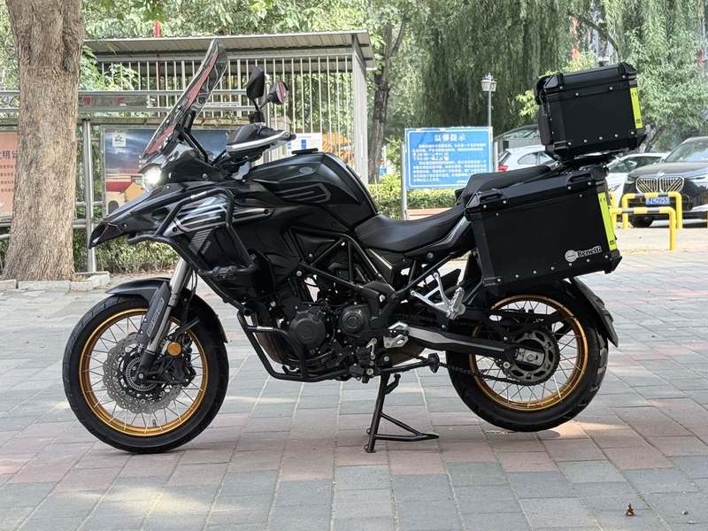 二手贝纳利TRK552