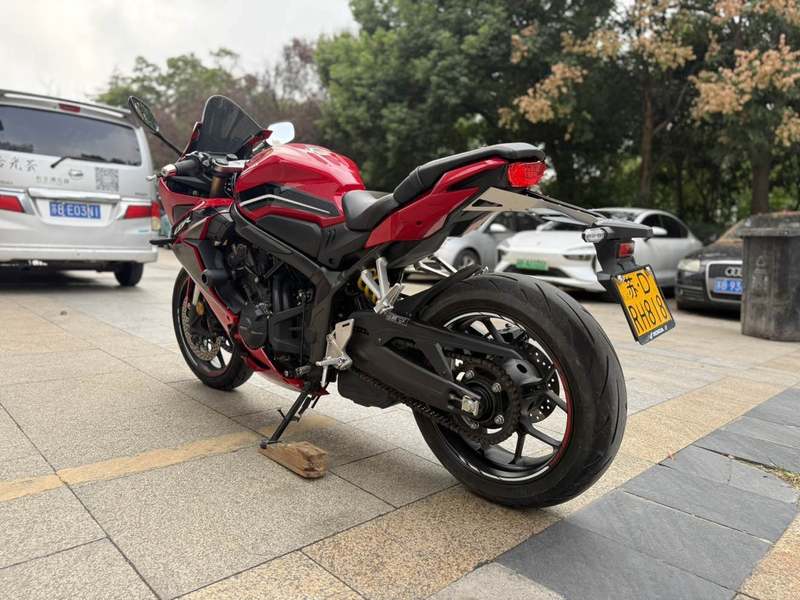 二手本田CBR650R