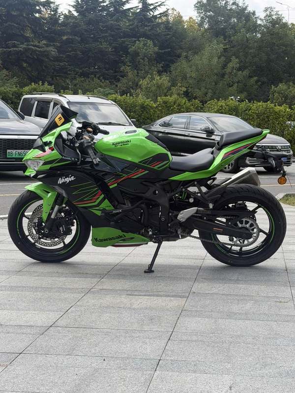 二手川崎ZX-4R