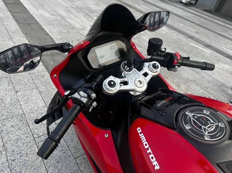 二手QJMOTOR赛800