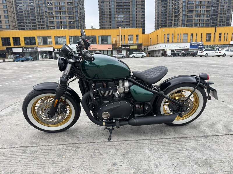 二手凯旋Bonneville Bobber
