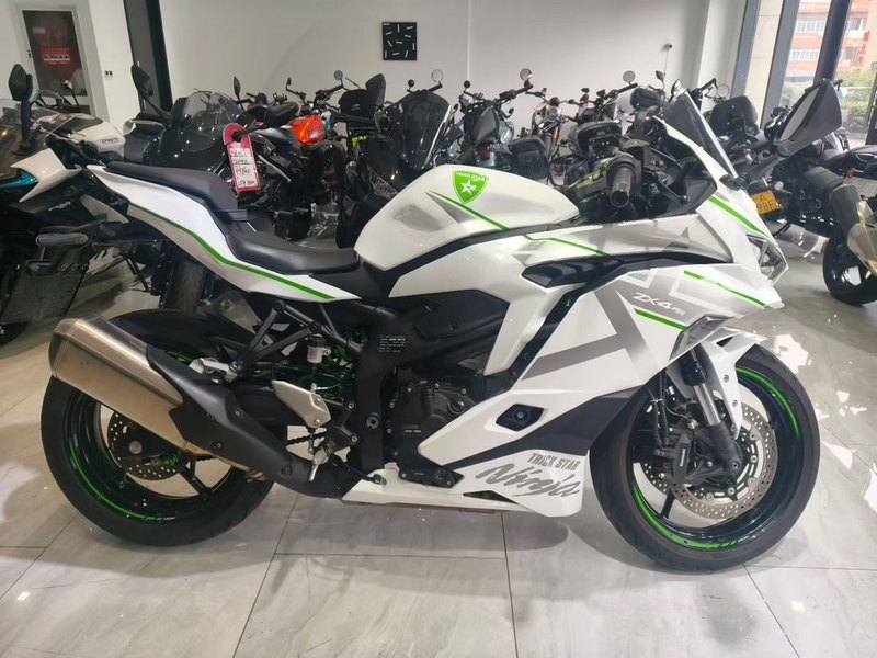 二手川崎ZX-4R