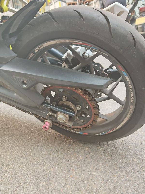 二手贝纳利龙卷风 Tornado 302R