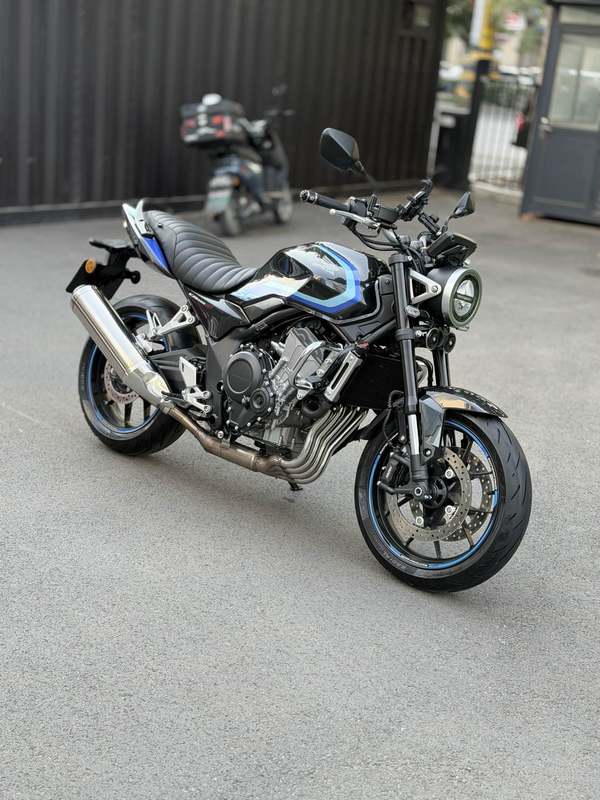 二手本田CB500 Super Four