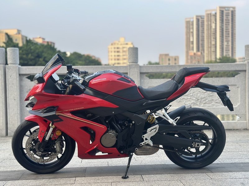 二手QJMOTOR赛800