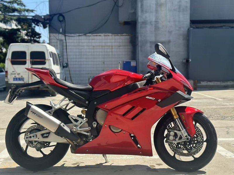 二手张雪机车820RR
