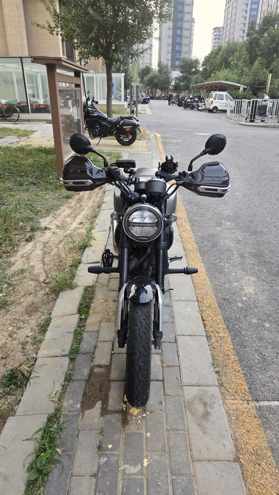 二手五羊本田鸷道 CB190SS