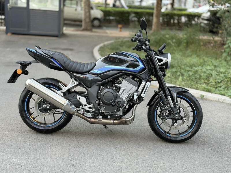 二手本田CB500 Super Four