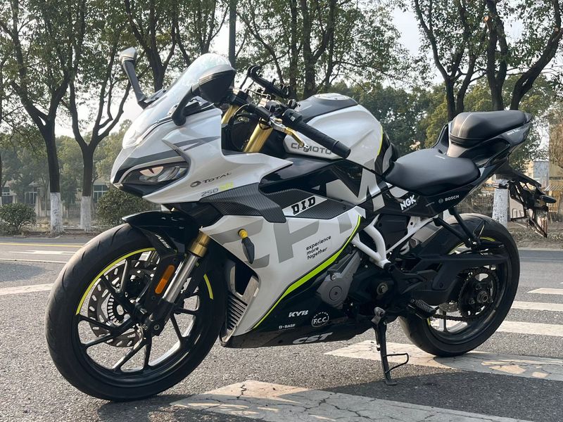 二手春风250SR