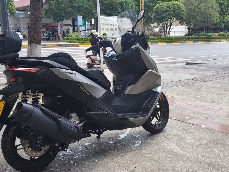 二手无极SR250GT