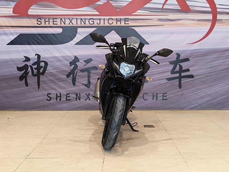 二手豪爵铃木GSX250R