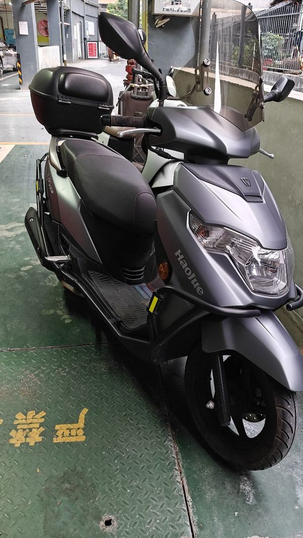 二手豪爵虎鲨VX125