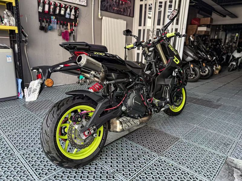二手QJMOTORDragster 700 Twin