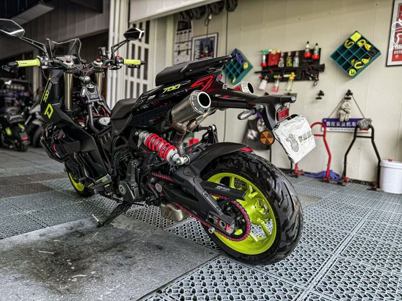 二手QJMOTORDragster 700 Twin