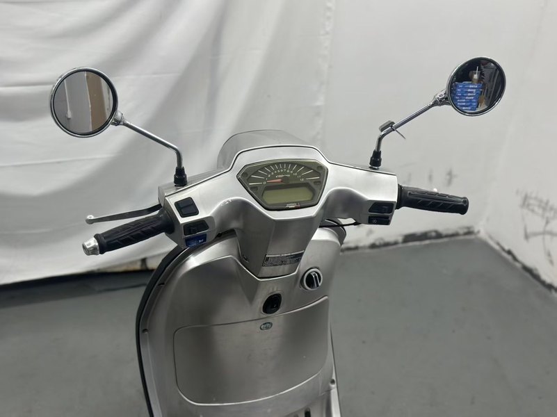 二手摩途威拉比 Labei
