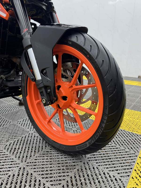 二手KTMR2R390 Duke
