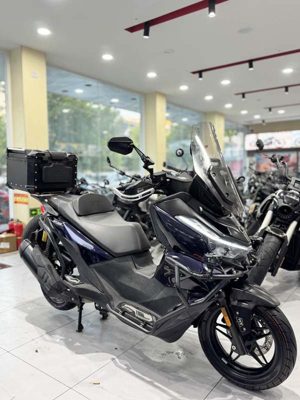 二手无极SR250GT