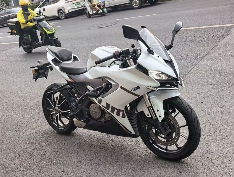 二手QJMOTOR赛250