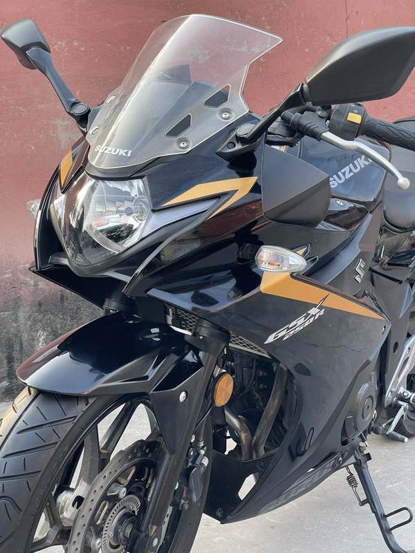 二手豪爵铃木GSX250R