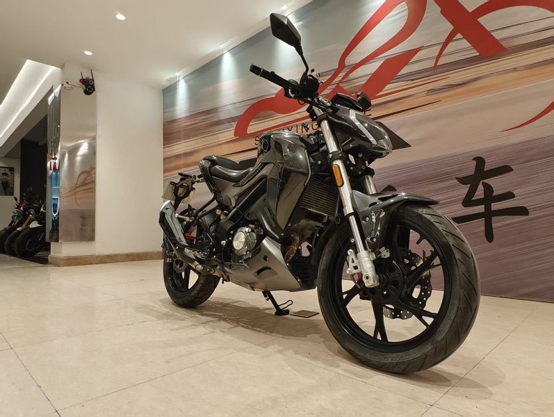 二手贝纳利小迅龙 BN150S