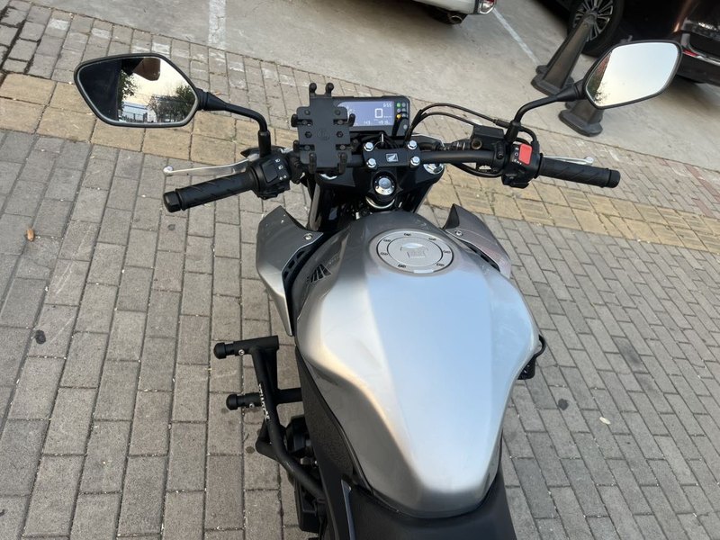 二手本田CB400F