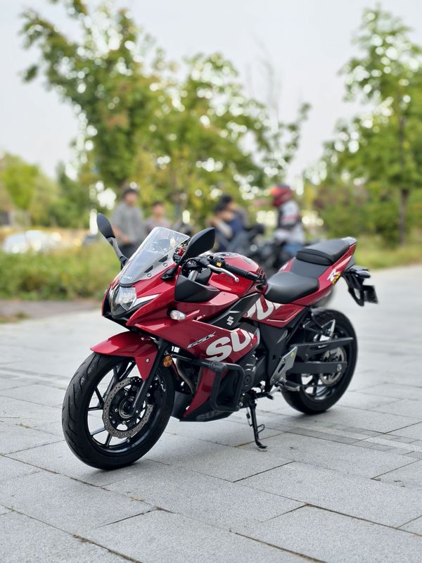 二手豪爵铃木GSX250R