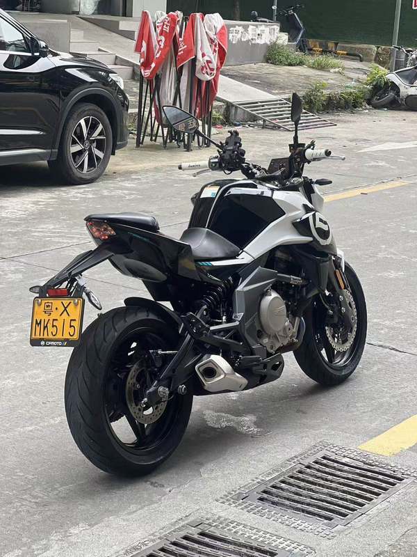 二手春风650NK